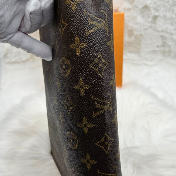 Louis Vuitton  Monogram Pouch 26cm [XXVYU5] - Picture 7 of 17